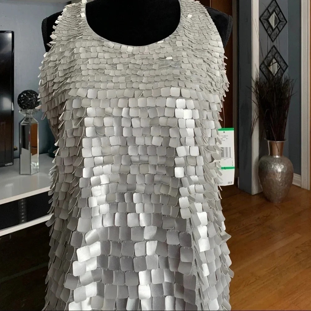 Anne Klein Silver Gray Square Appliques Top Round Neck Sleeveless Size L NWT